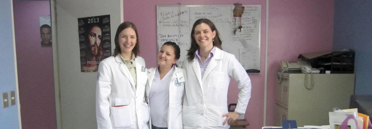 Two global health pathway students in Nicaragua.