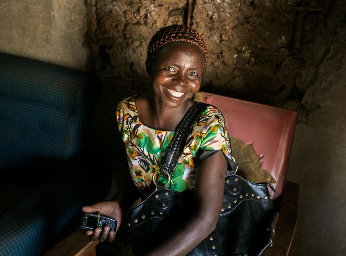 Photo of a woman at the Bondo sub-County Hospital in Kenya