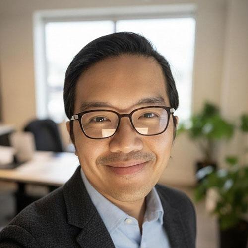 Headshot of Zaw Wai Yan Bo wearing professional attire.