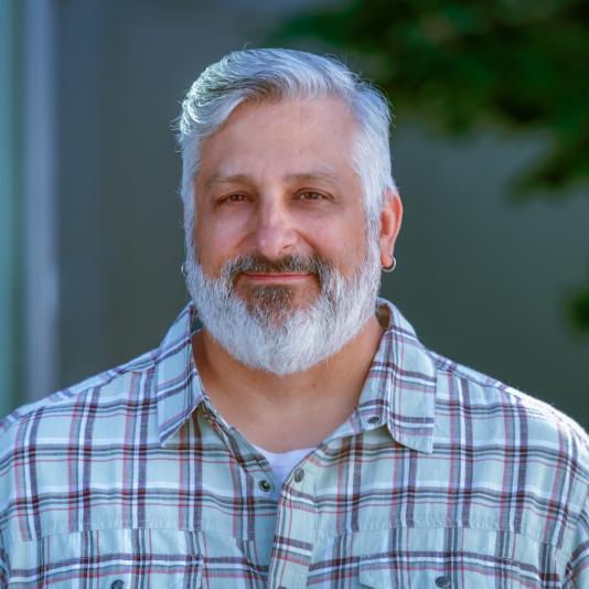 Headshot of Jason Daniel-Ulloa